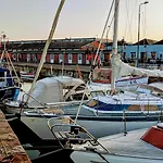 Μοτέλ Harbour Sleep *